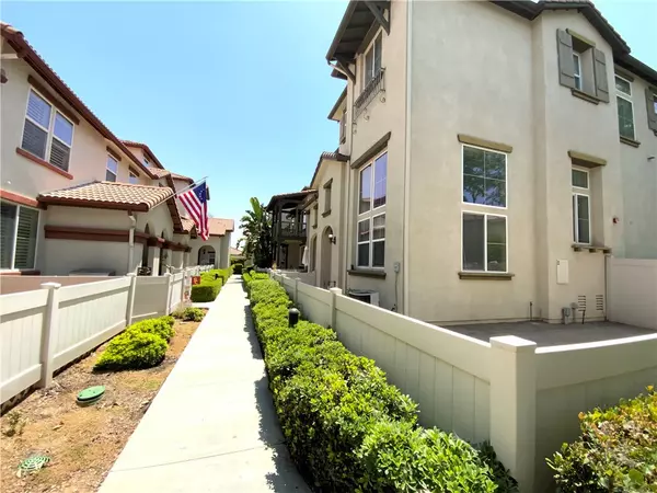 Murrieta, CA 92563,33640 Willow Haven LN #101