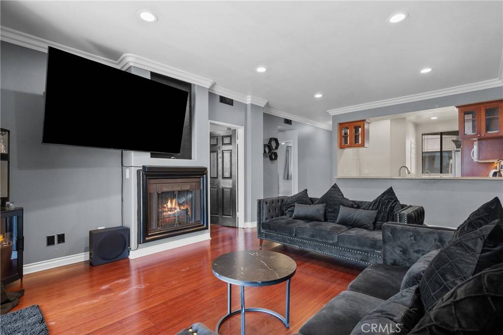 Long Beach, CA 90802,555 Maine AVE #320