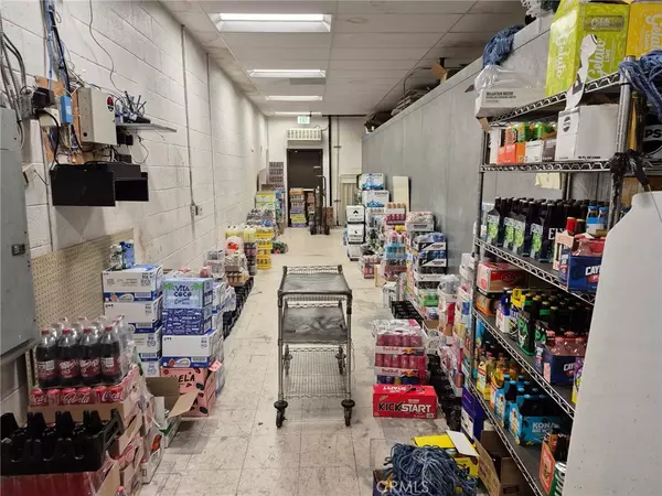 Oceanside, CA 92058,3200 Mission AVE