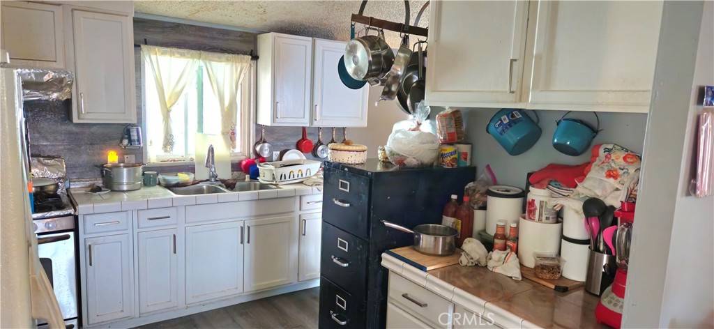 Perris, CA 92571,3107 Lake View DR