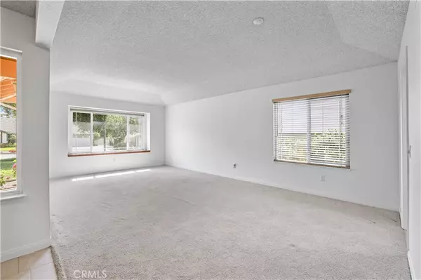 Upland, CA 91784,2065 N Shorewood AVE