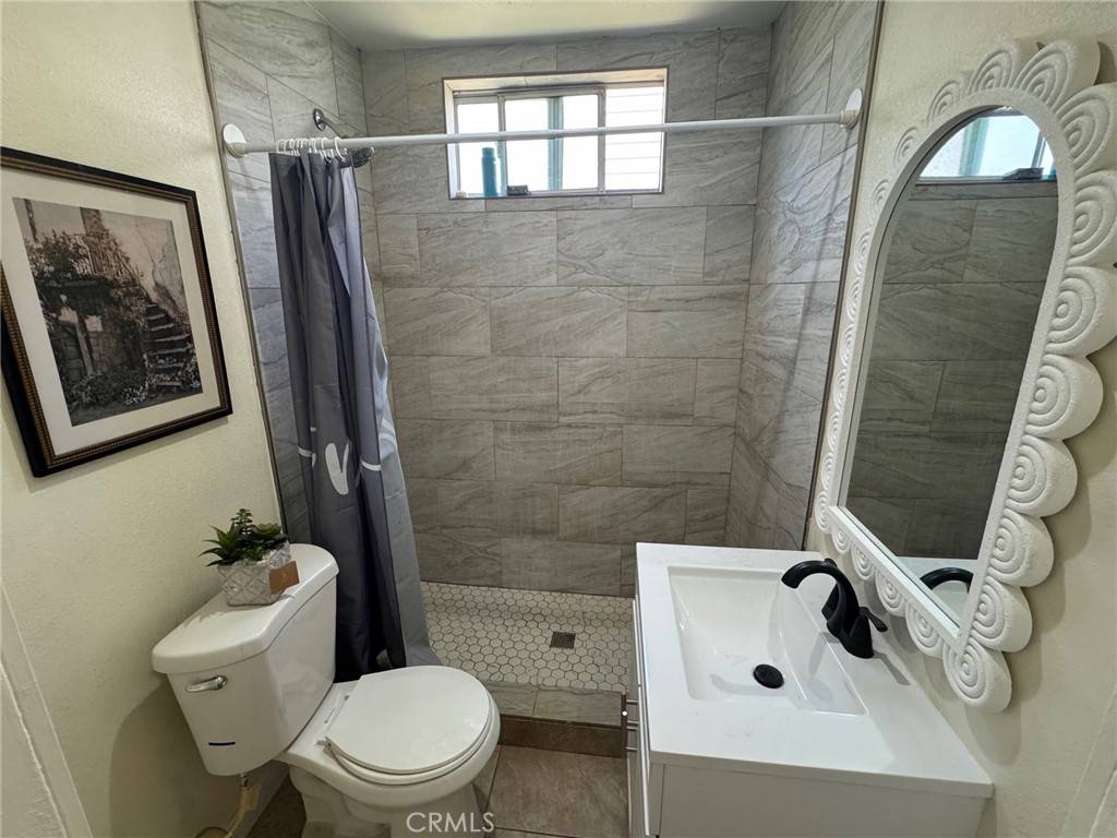 San Bernardino, CA 92405,288 W Virginia ST