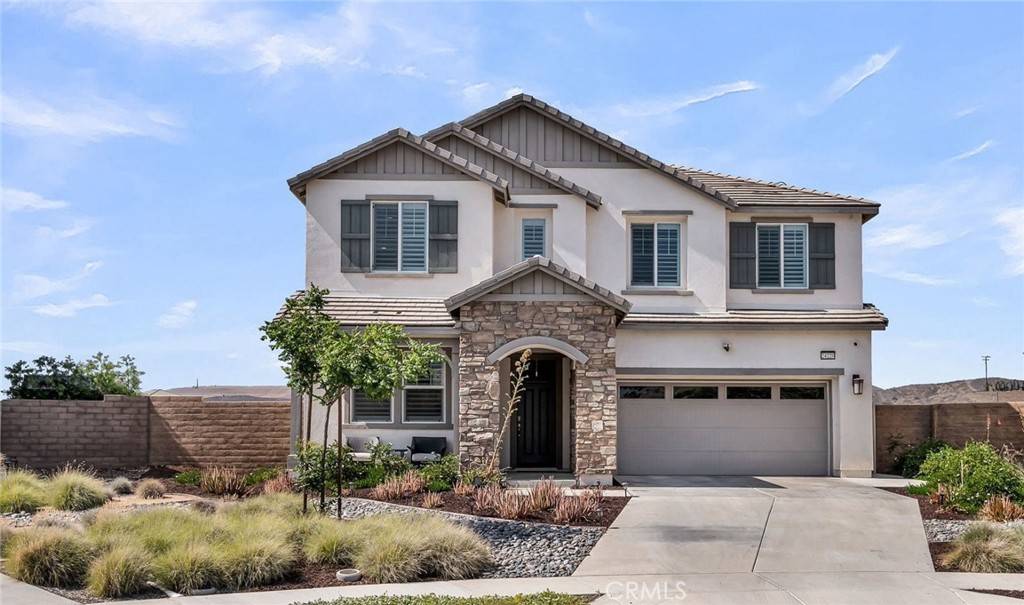 Corona, CA 92883,24220 Dusk CT