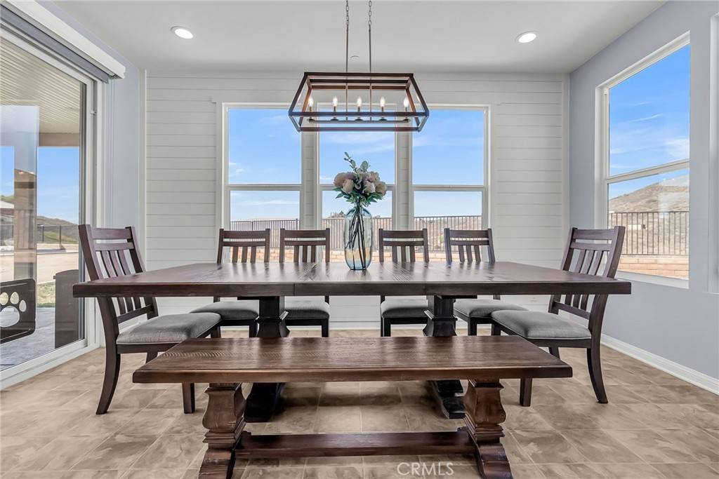 Corona, CA 92883,24220 Dusk CT
