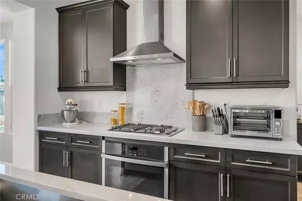 Corona, CA 92883,24220 Dusk CT