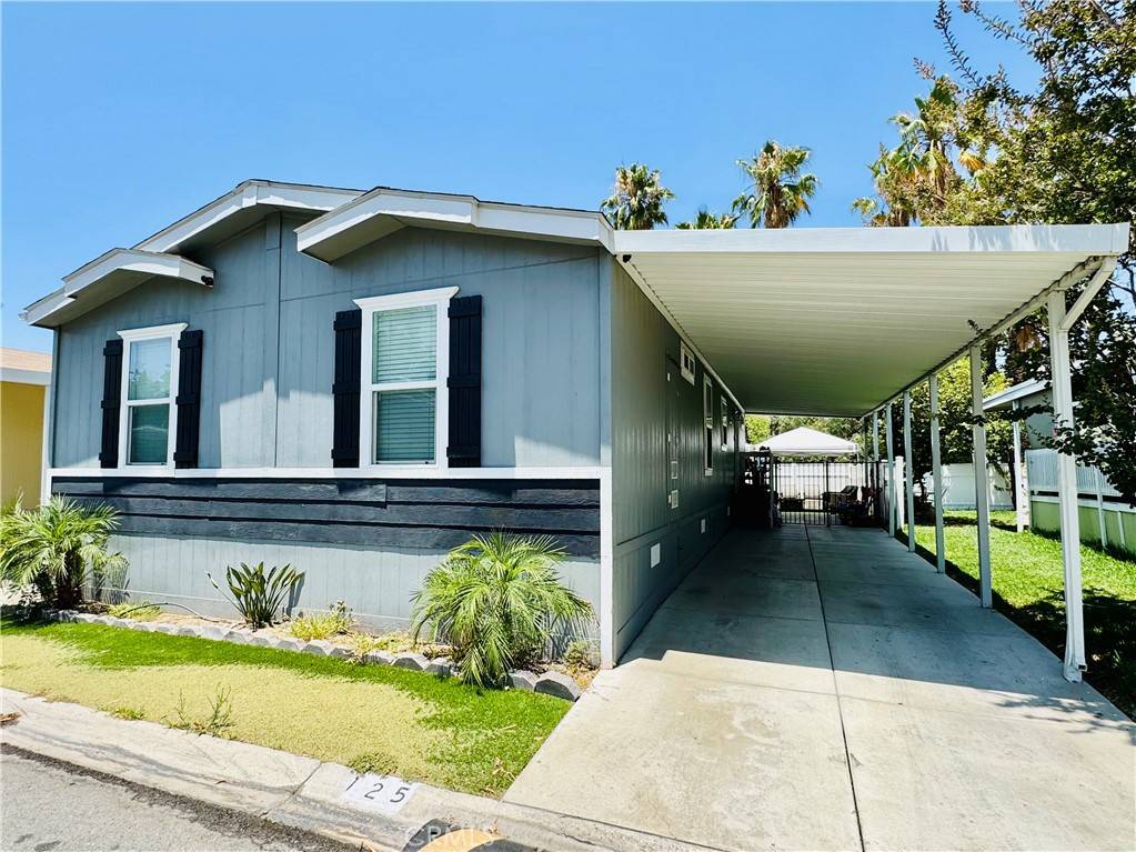 Colton, CA 92324,2851 S La Cadena DR #125