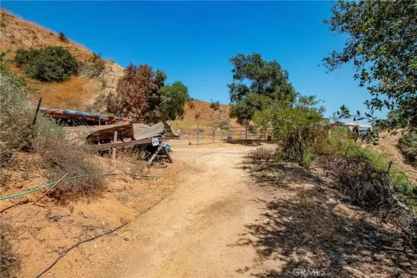 Pasadena, CA 91107,3597 Shaw Ranch RD