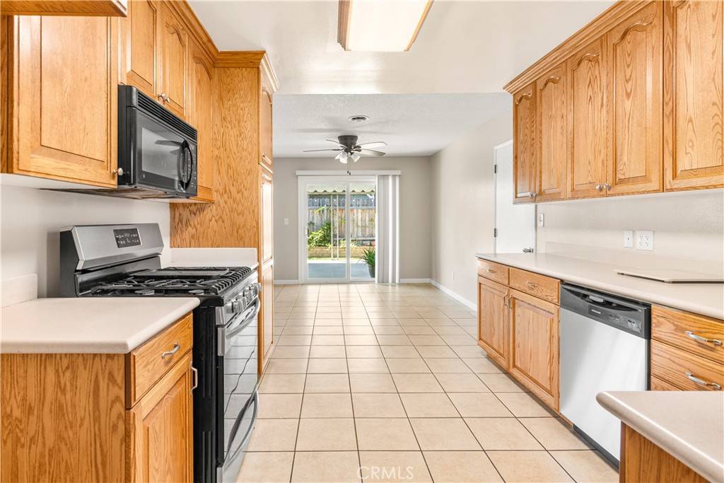 Riverside, CA 92503,8734 Ouida DR