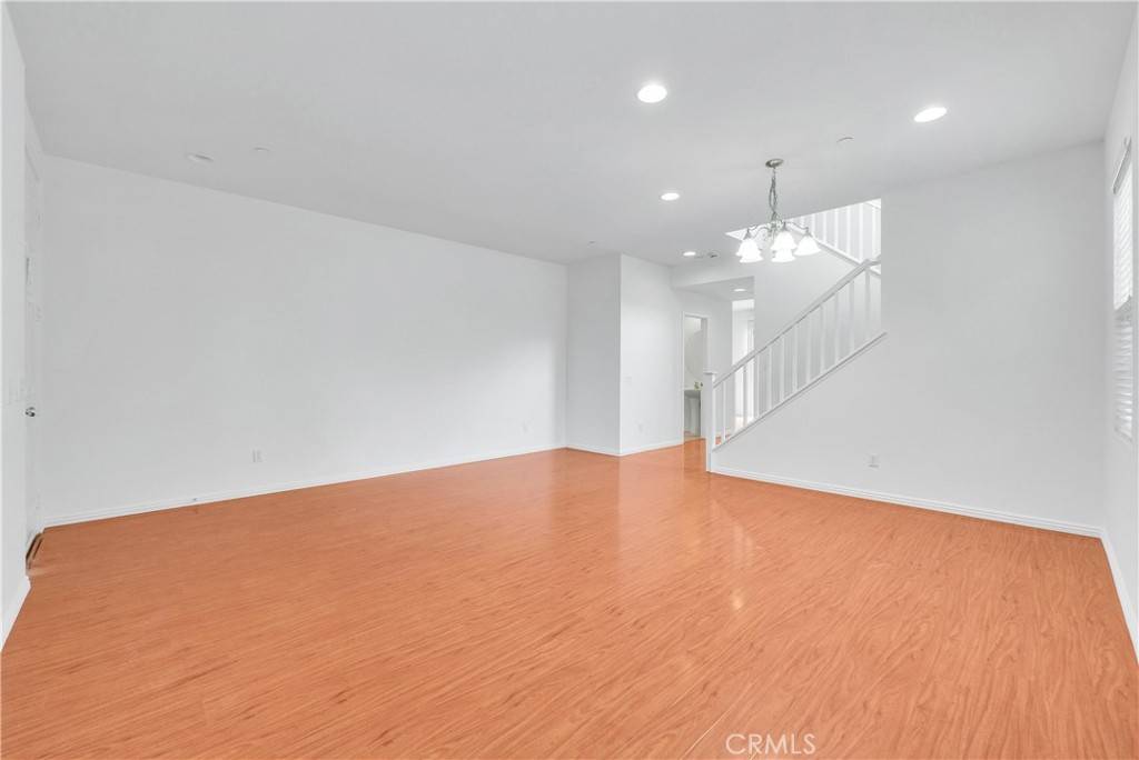 Riverside, CA 92501,4564 Vincent WAY