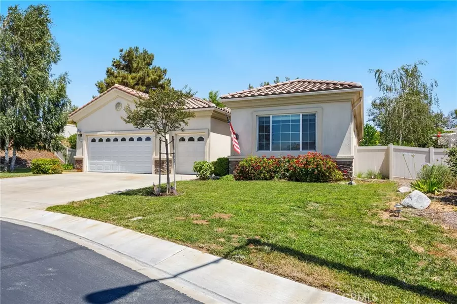 1726 Reyes LN, Beaumont, CA 92223
