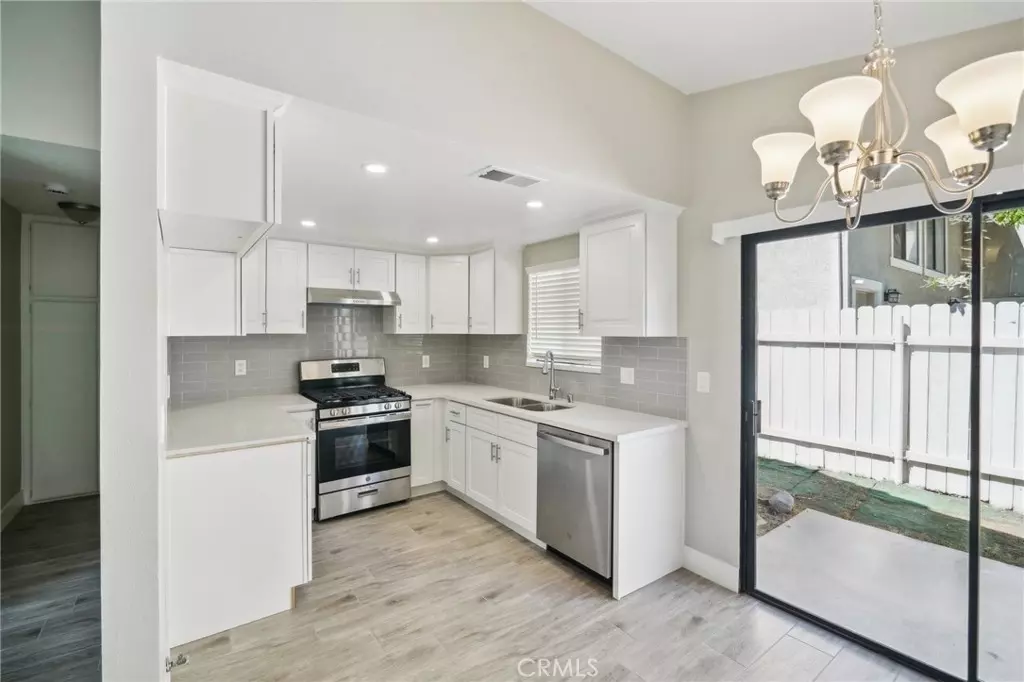 Ontario, CA 91764,3122 Triumph LN #1