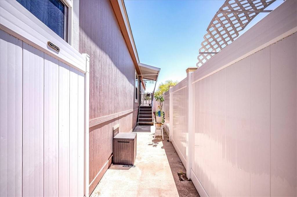 Riverside, CA 92504,15181 Van Buren BLVD #178