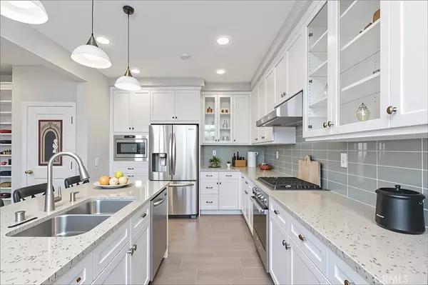 Irvine, CA 92620,72 Granite