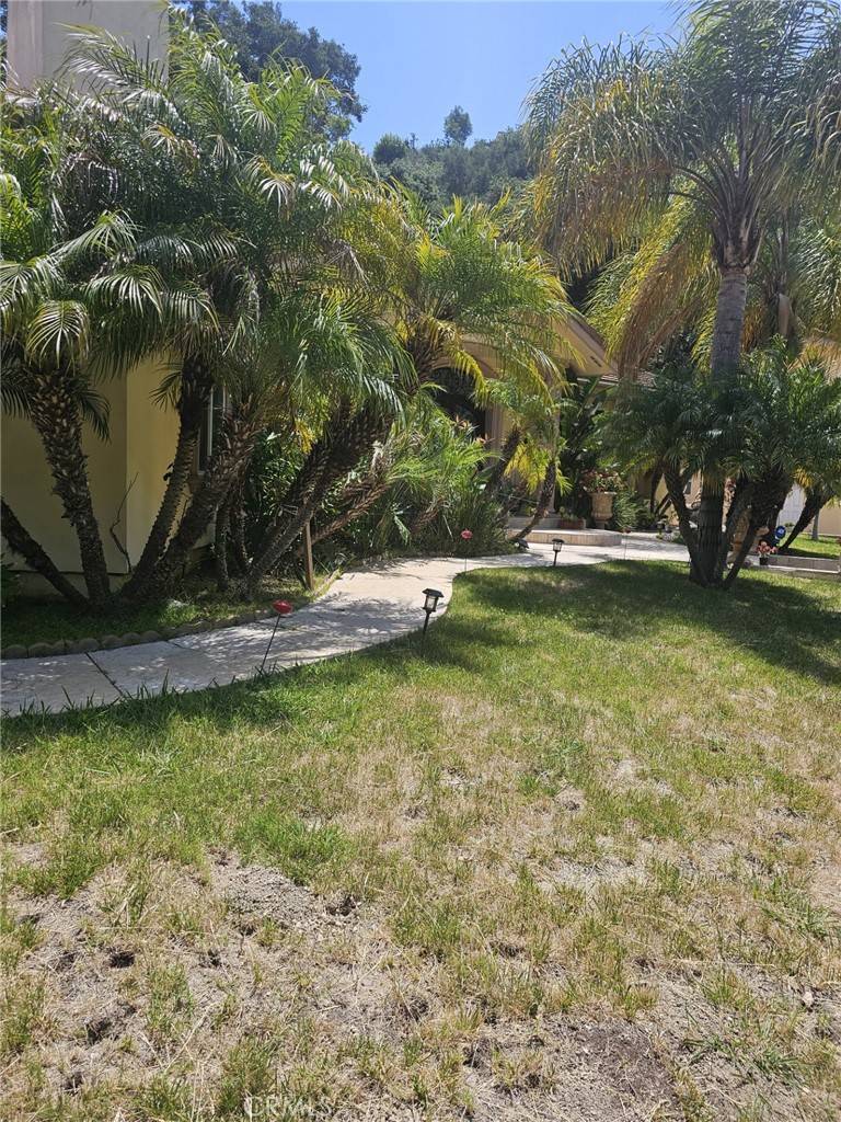 Sherman Oaks, CA 91423,3946 Knobhill DR