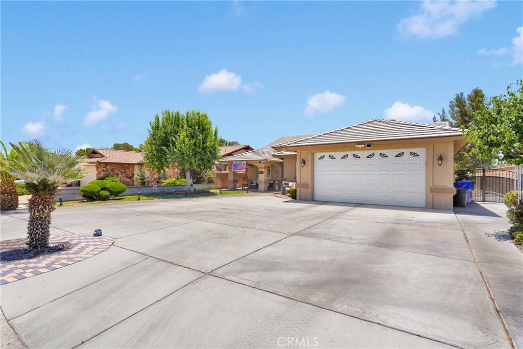 Helendale, CA 92342,14927 Tournament DR