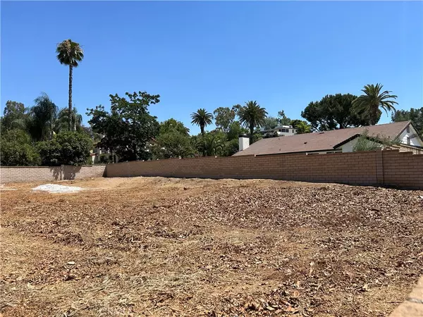 Riverside, CA 92506,0 De Garzia RD