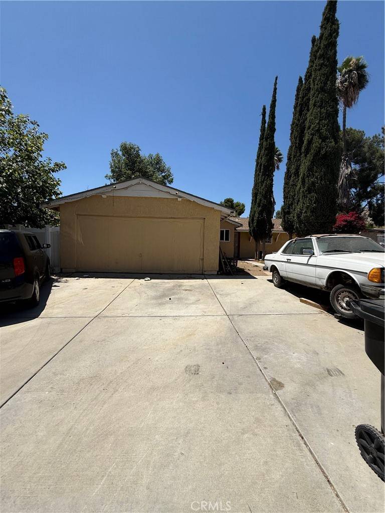 Jurupa Valley, CA 92509,3187 Ruthann DR