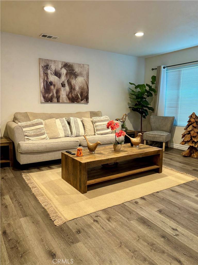 San Jacinto, CA 92583,580 Cecelia