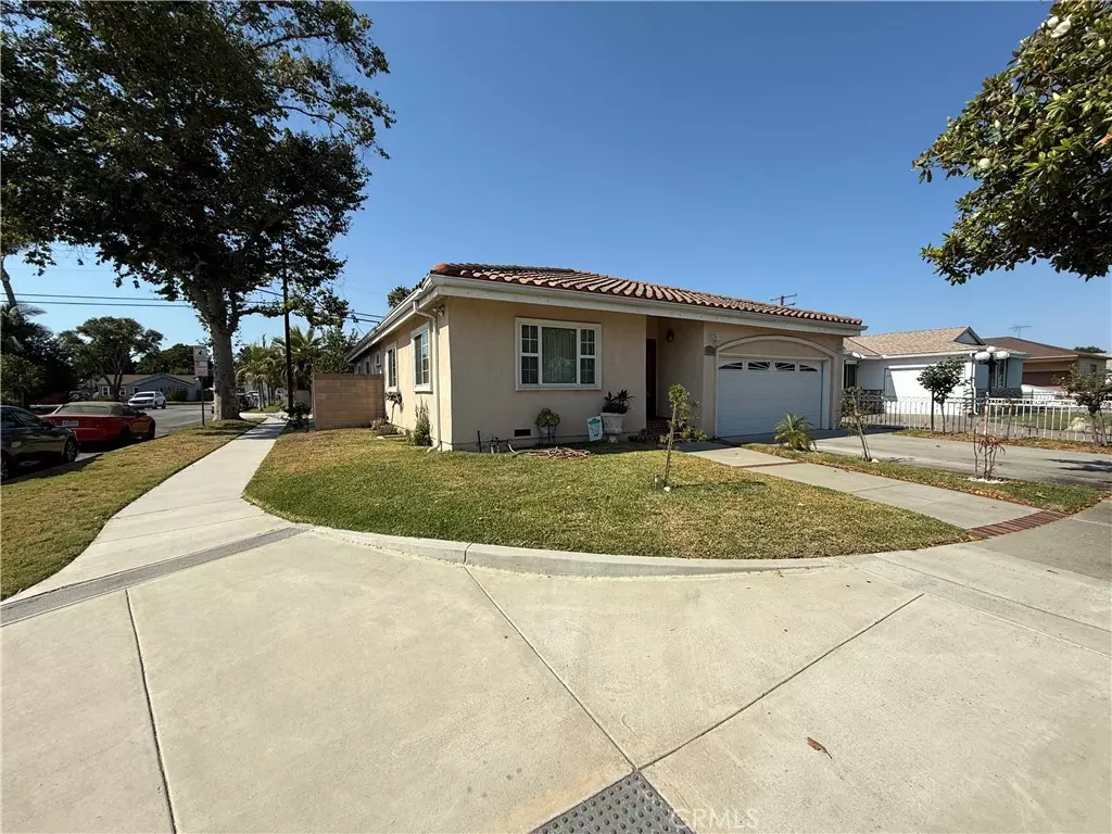 Downey, CA 90242,9303 Foster RD
