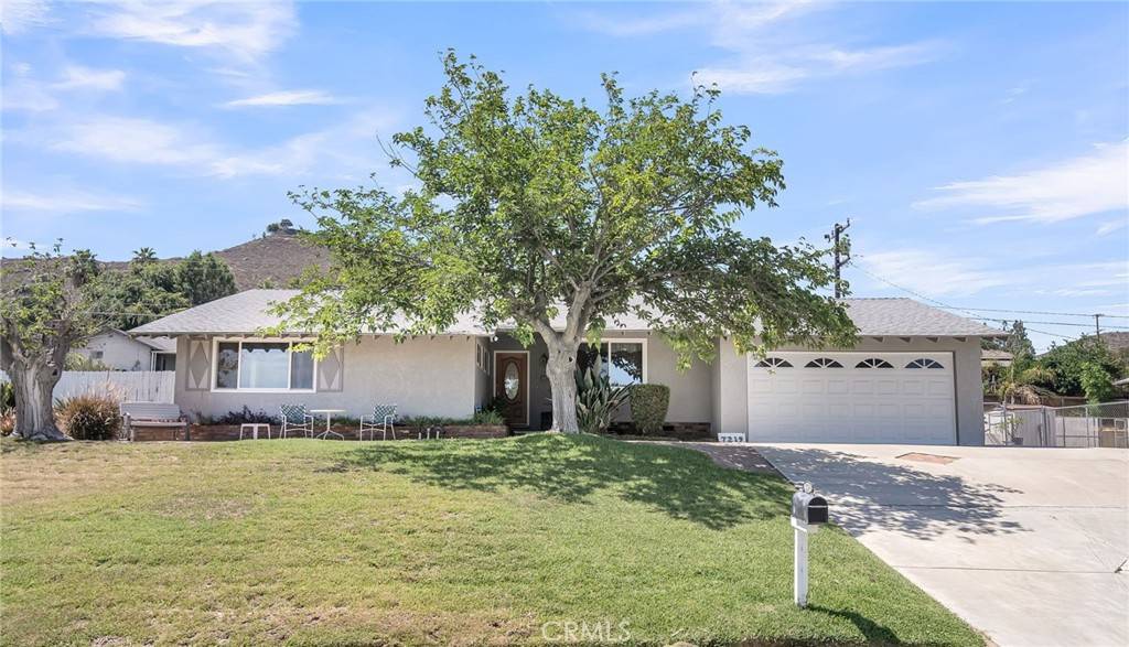 7219 Font AVE, Jurupa Valley, CA 92509