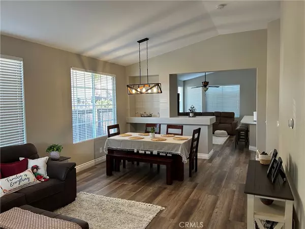Corona, CA 92883,27298 Buffalo TRL