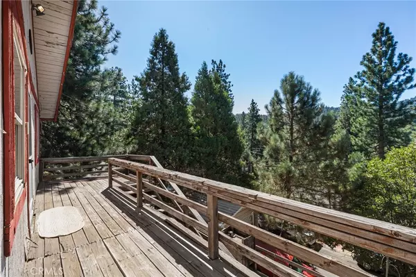 Crestline, CA 92325,23034 Cedar WAY