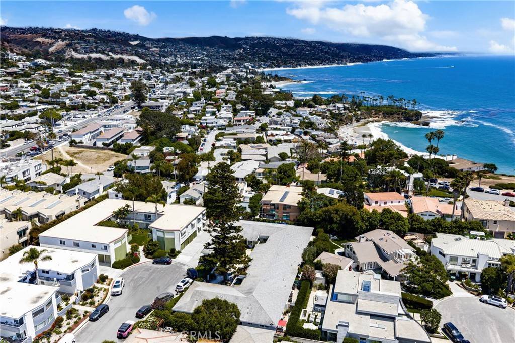 1575 Via Capri #6, Laguna Beach, CA 92651