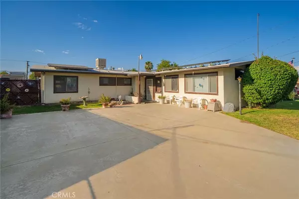 618 E 2nd ST, Rialto, CA 92376