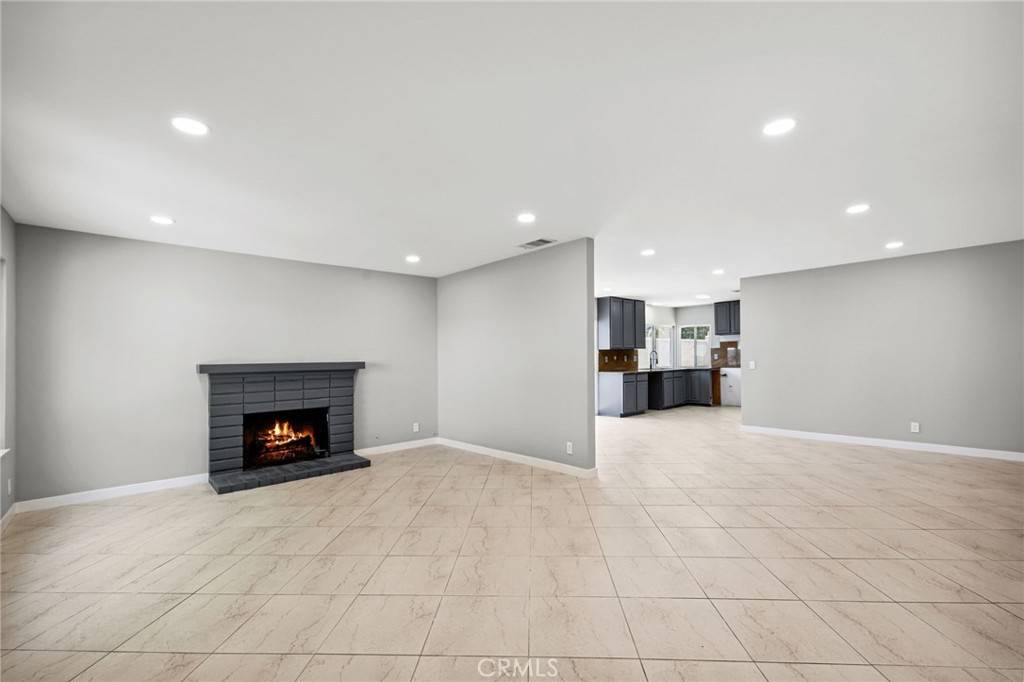 Riverside, CA 92503,6903 Crest AVE