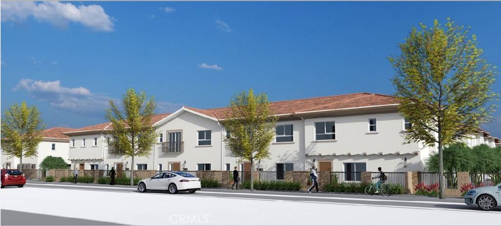 Fontana, CA 92335,14432 Bing AVE