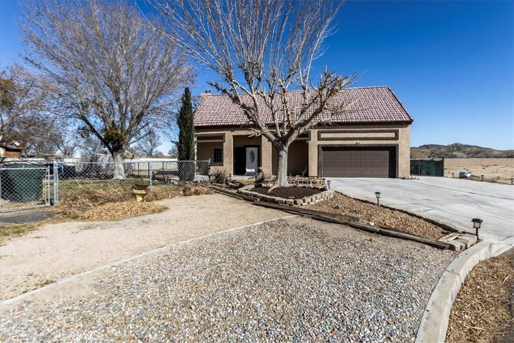 Helendale, CA 92342,15080 Birdie LN