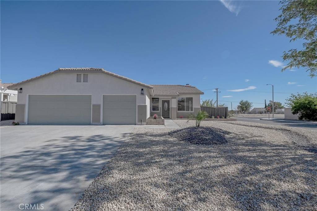 11490 Autumn ST, Adelanto, CA 92301