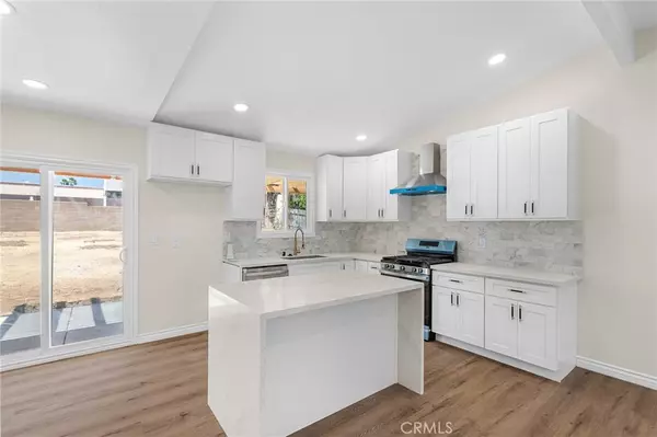 Rialto, CA 92376,530 E 3rd ST