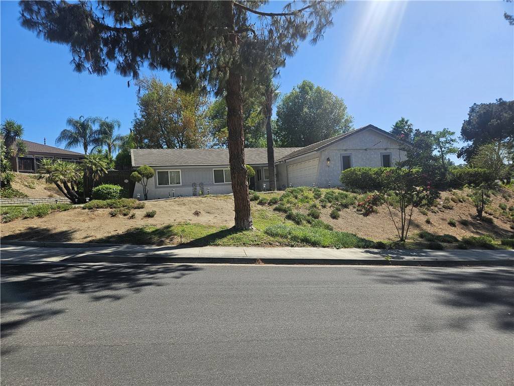 730 Via Concepcion, Riverside, CA 92506