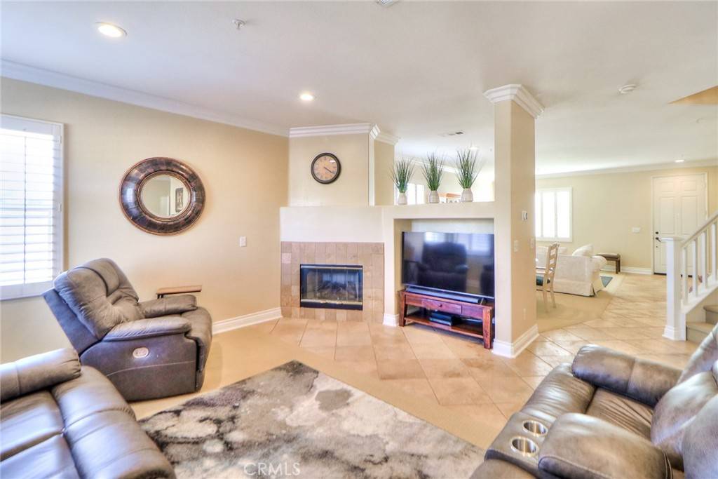 Fontana, CA 92336,6099 La Costa