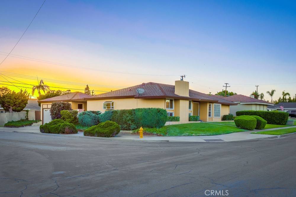 Yorba Linda, CA 92886,4661 Casa Oro DR