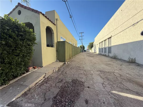 San Pedro, CA 90731,620 W 8th ST