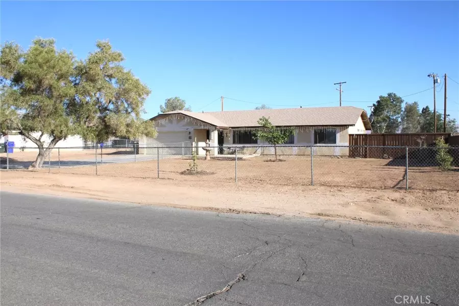 22465 Standing Rock AVE, Apple Valley, CA 92307