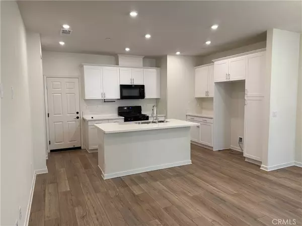 Rialto, CA 92376,435 N Beechwood AVE