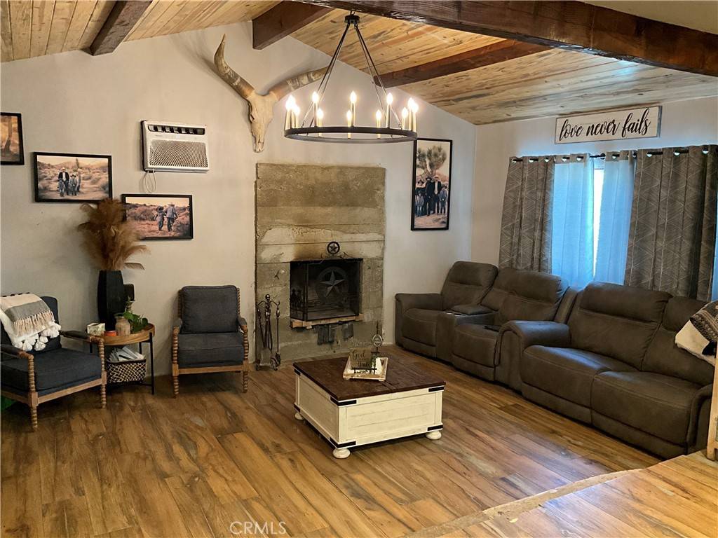 Yucaipa, CA 92399,12572 14th ST