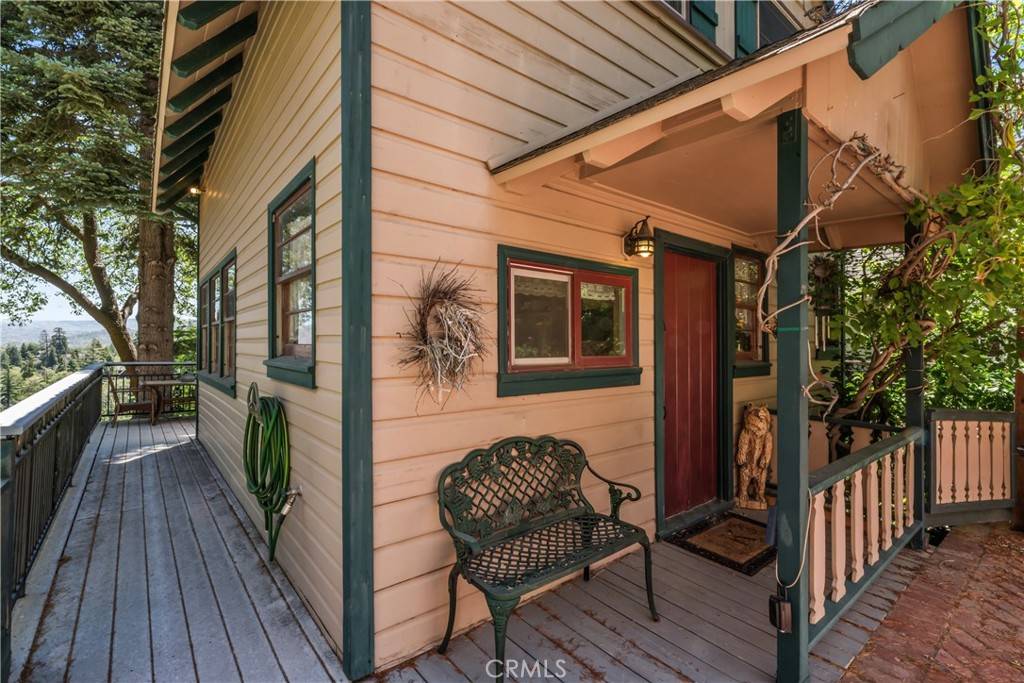 Lake Arrowhead, CA 92352,28810 Cedar DR