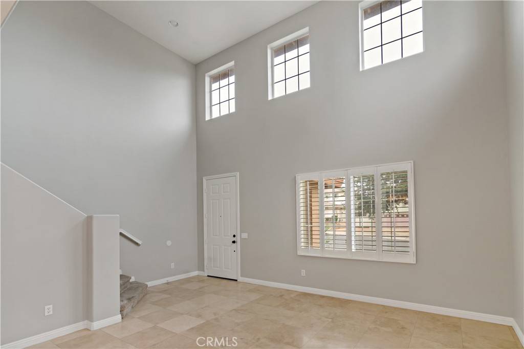 Corona, CA 92881,1472 Pinewood DR