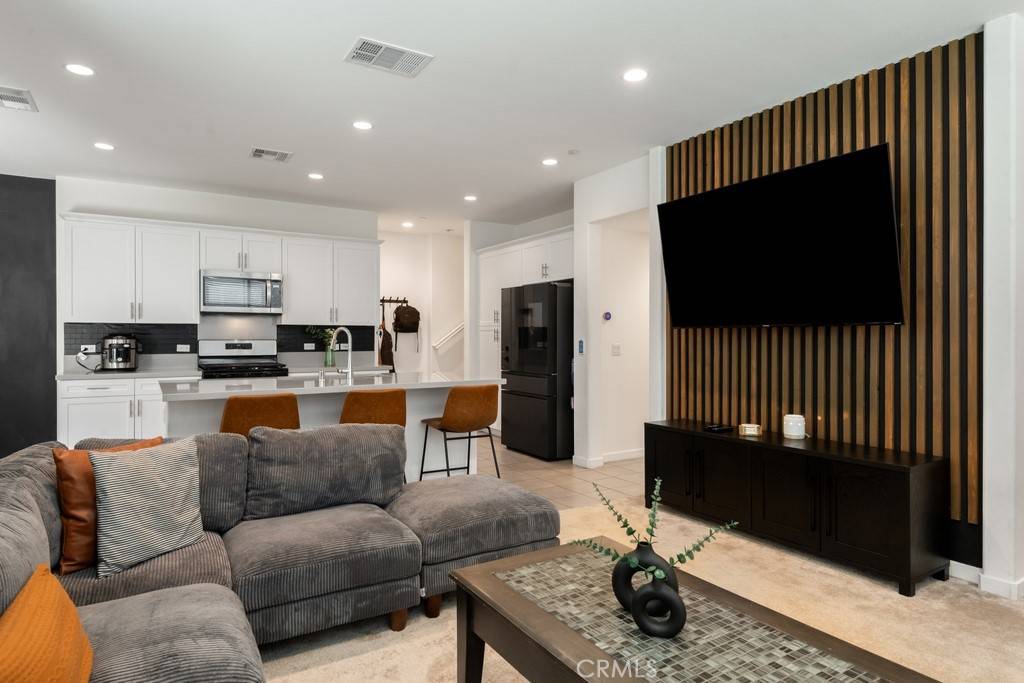 Ontario, CA 91761,4251 E Malagon Privado #39