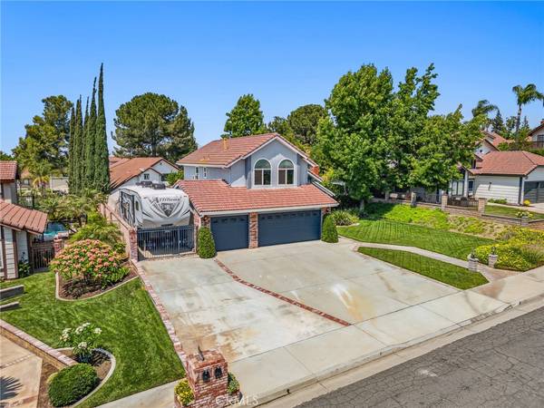 1251 Shakespeare DR, Riverside, CA 92506