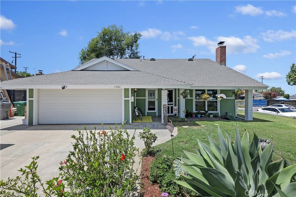 1502 S Merrill ST, Corona, CA 92882