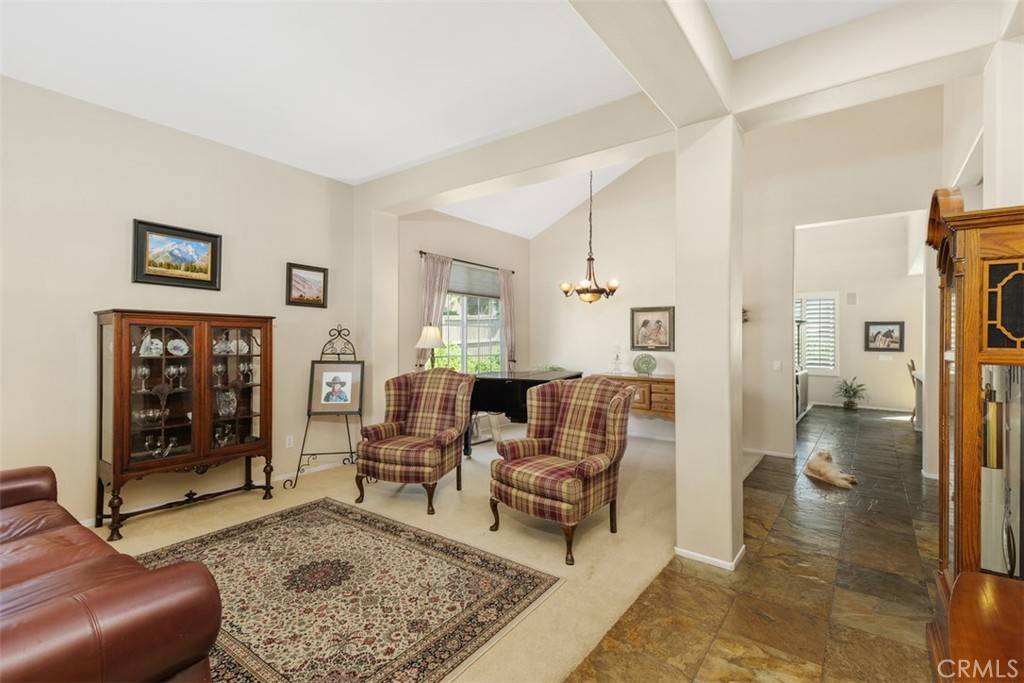 Riverside, CA 92503,17648 Fan Palm LN