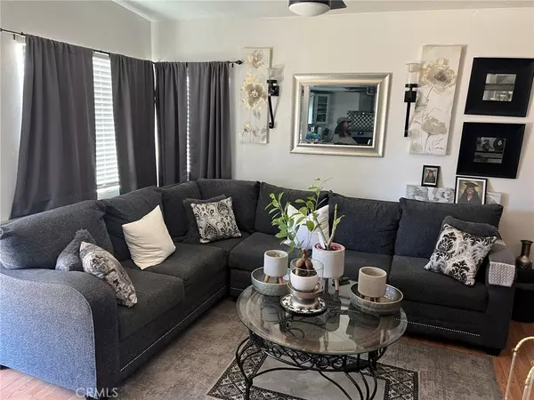 Banning, CA 92220,103 E Barbour ST
