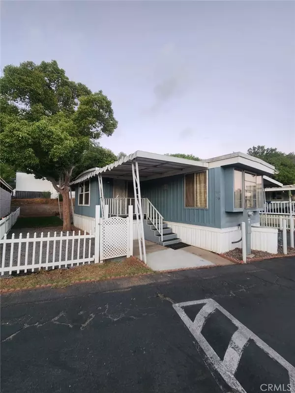 351 E Bradley #19, El Cajon, CA 92021