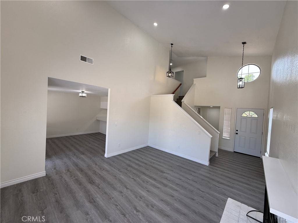 Moreno Valley, CA 92553,13577 Red Mahogany DR