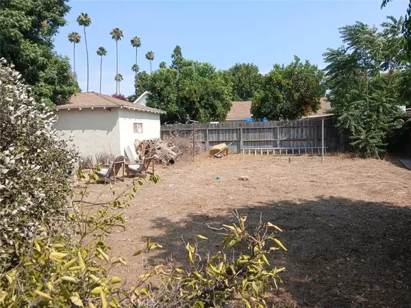 Riverside, CA 92503,3676 Farnham PL